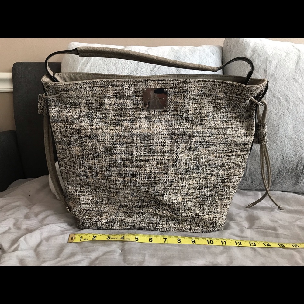 Coco & Carmen tweed handbag tan